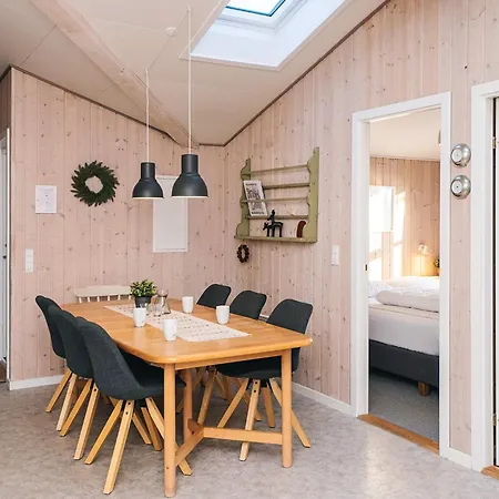 8 Person In Borkop-by Traum *