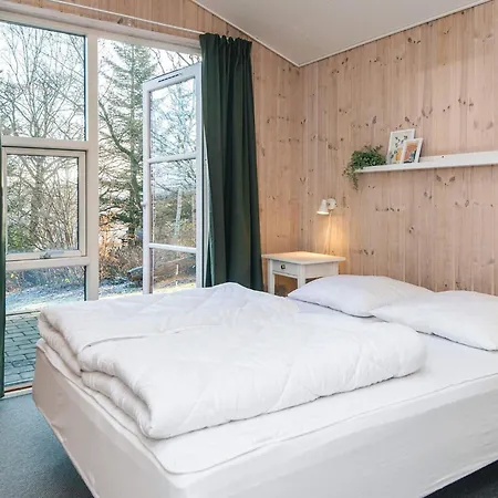 Holiday home 8 Person In *