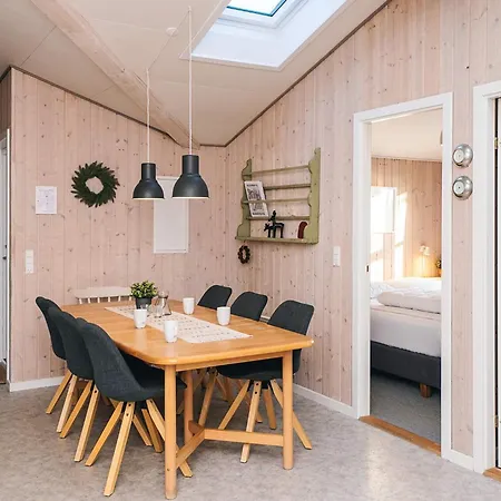 Holiday home 8 Person In *