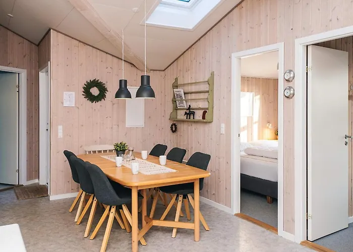 8 Person In Borkop-by Traum *